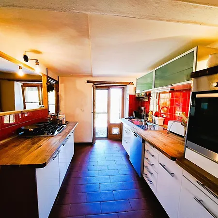 Adele Objekt-id 12114-8 Apartman